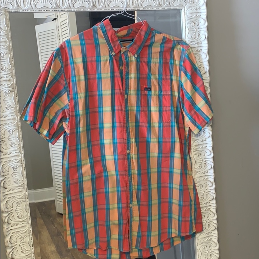 Men’s Casual Button Down